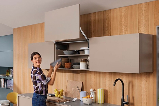 Compases abatibles verticales AVENTOS HL TOP