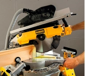 INGLETADORA CON MESA SUPERIOR DEWALT D27113-QS INGLETADORA CON MESA SUPERIOR DEWALT D27113-QS