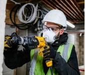 MARTELL COMBINAT LLEUGER DEWALT D25133K SDS-PLUS MARTELL COMBINAT LLEUGER DEWALT D25133K SDS-PLUS