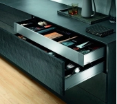 PERFIL LEGRABOX M BLUM 770M5002S ESQUERRA PERFIL LEGRABOX M BLUM 770M5002S ESQUERRA