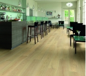SUELO LAMINADO ALTITUDE BLONDE MONTREUX OAK