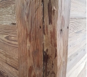 TABLÓN DE MADERA VIEJA RESINOSA 40MM TABLÓN DE MADERA VIEJA RESINOSA 40MM