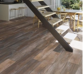 SUELO LAMINADO ROBUSTO ROBLE RÚSTICO SUELO LAMINADO ROBUSTO ROBLE RÚSTICO