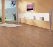 SUELO LAMINADO MAMMUT CAPITAL ROBLE MEDIO SUELO LAMINADO MAMMUT CAPITAL ROBLE MEDIO