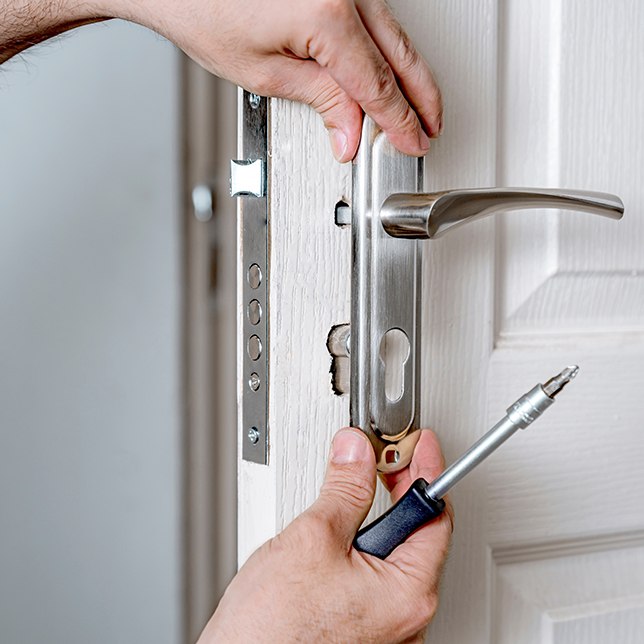 montaje bombín cerradura