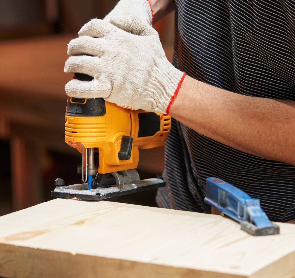 Com utilitzar una serra de calar